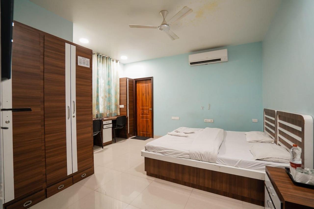 Hotel Athiti